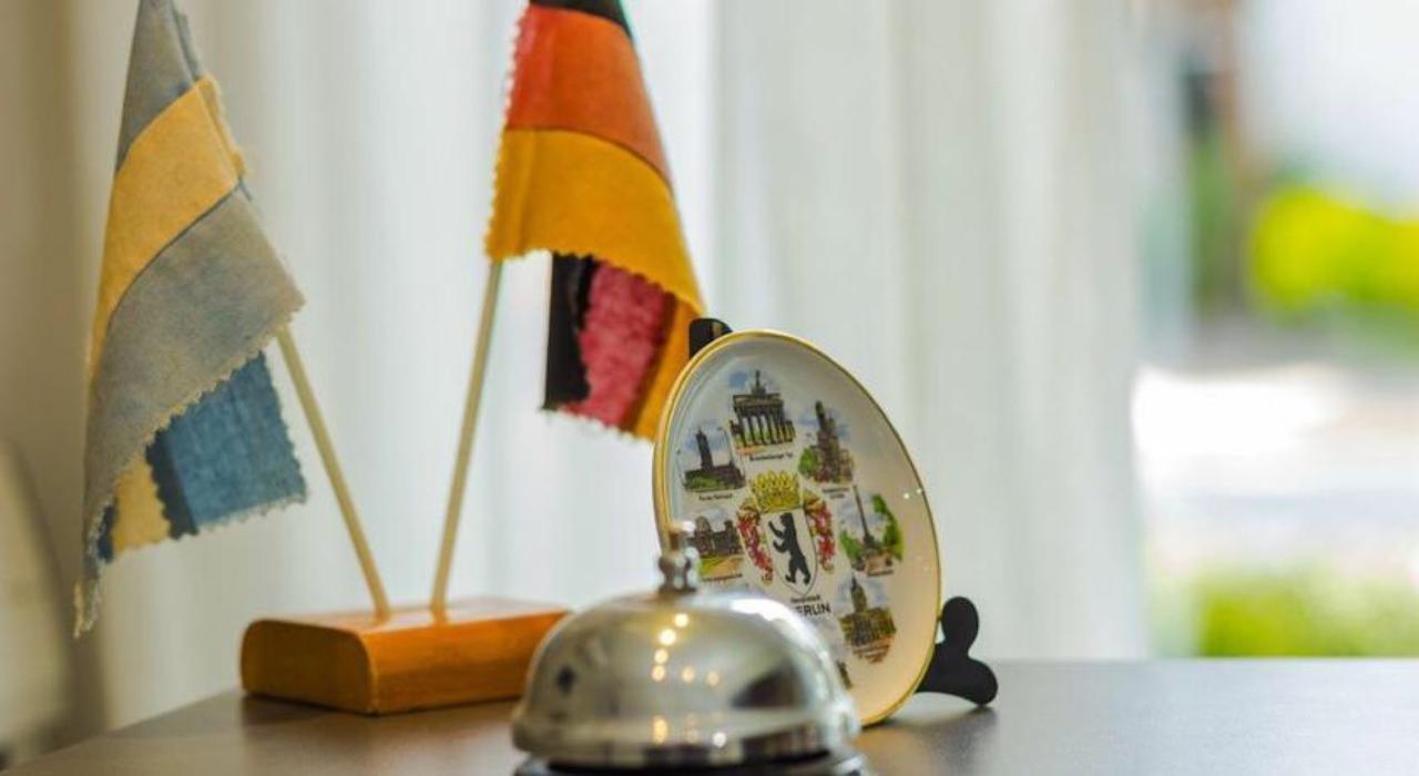Hotel Berlin Pinamar Eksteriør billede